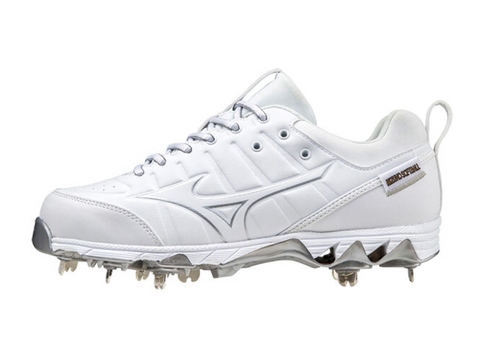 MIZUNO 9-SPIKE SWIFT 7  WHITE/WHITE ( WOMENS)