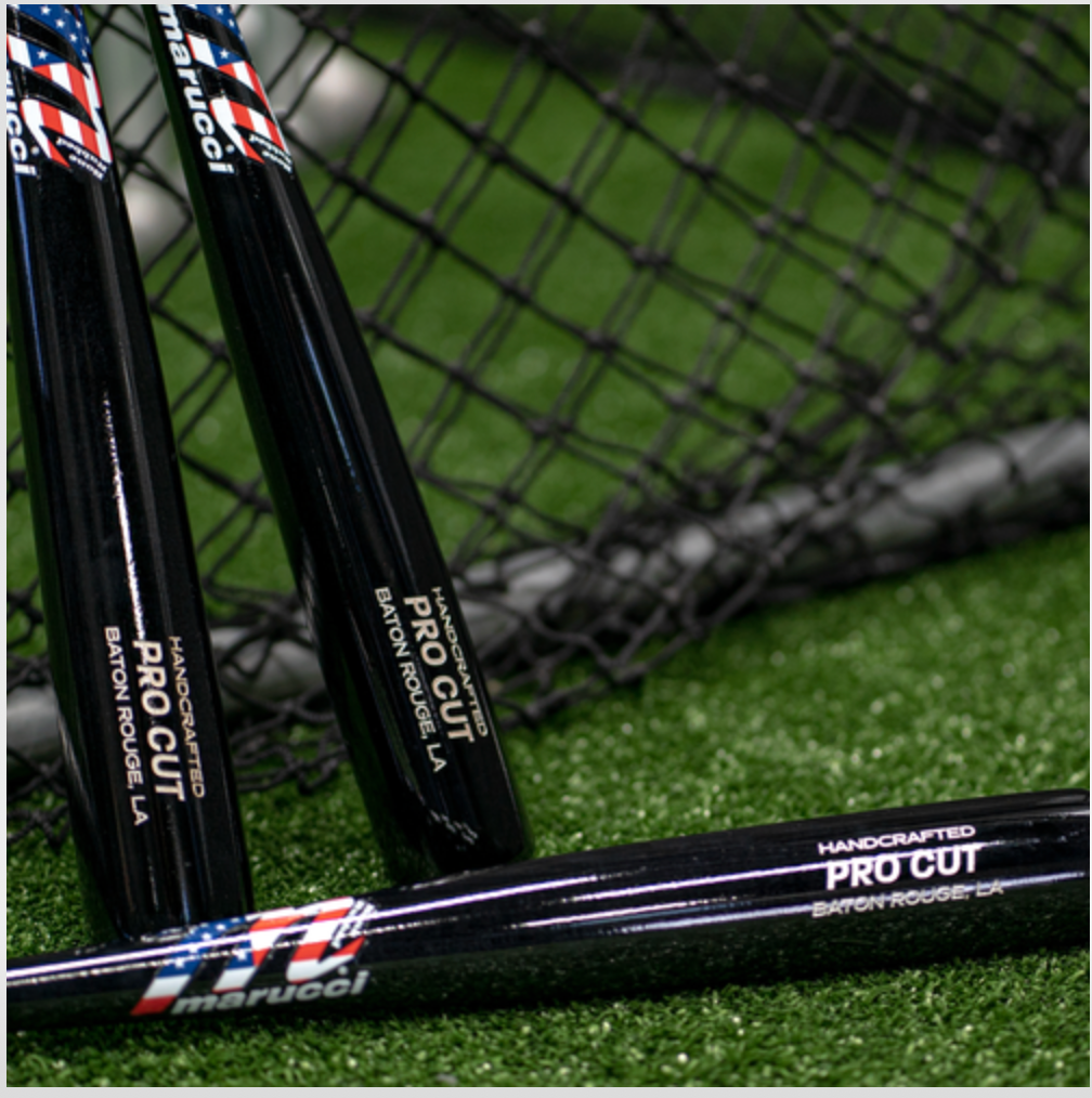 MARUCCI BLACK MAPLE PRO CUT 33"